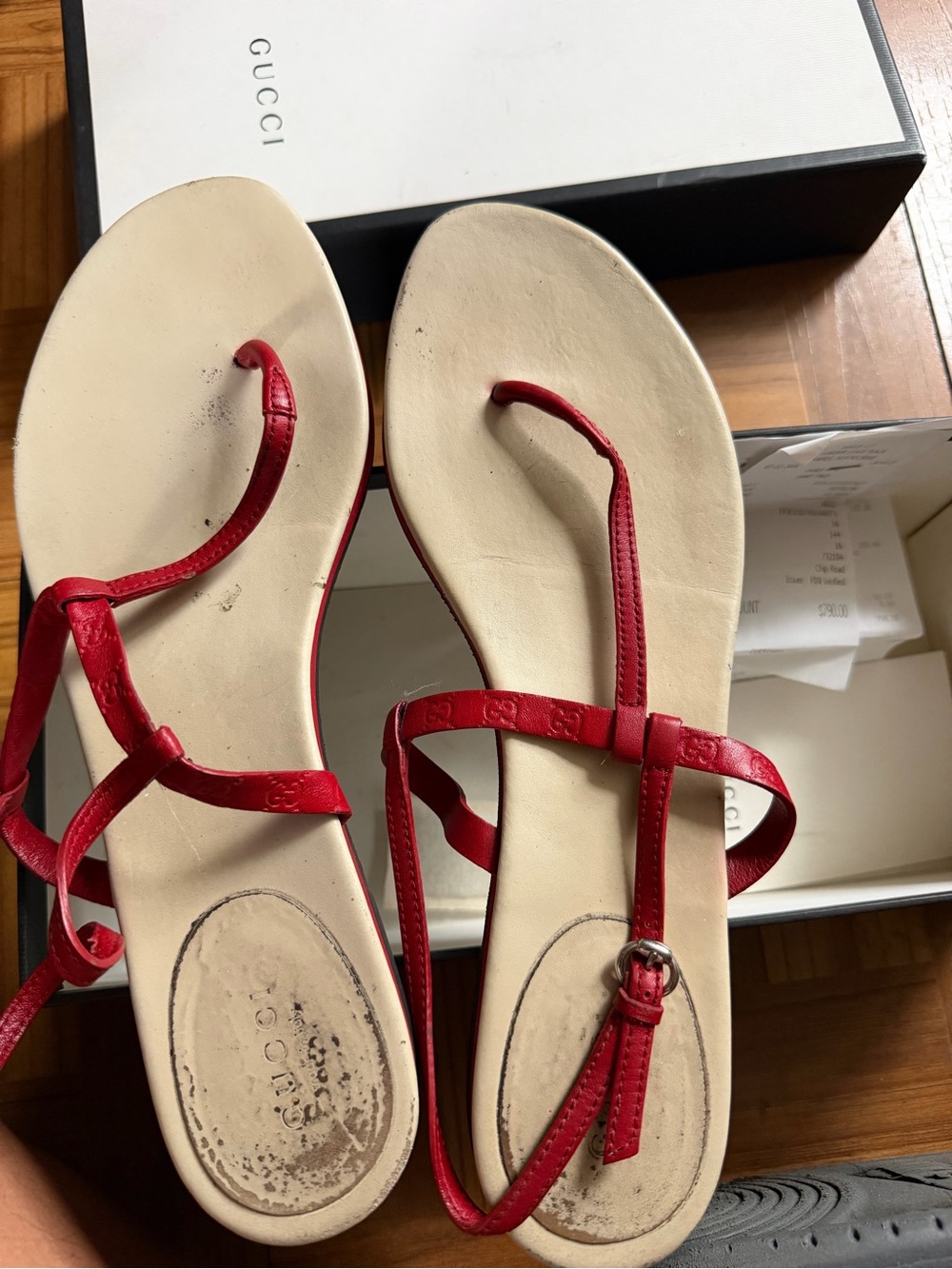 Gucci Red Leather T-Strap Flat Sandals for Women